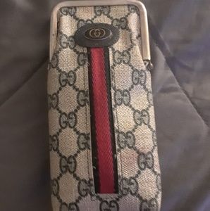 Vintage gucci sunglasses holder